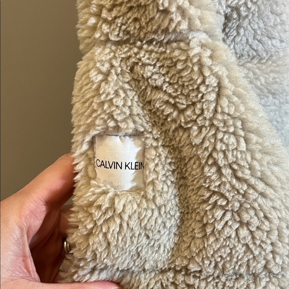 Calvin Klein Tan Sherpa Jacket - Size XSmall - Picture 10 of 14